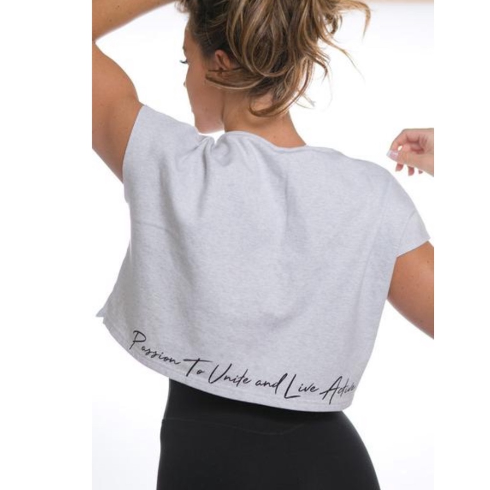 P'tula - Debbi Simplified Crop Tee (Marbled White)